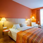 Ξενοδοχείο Boutique Hauser 4*