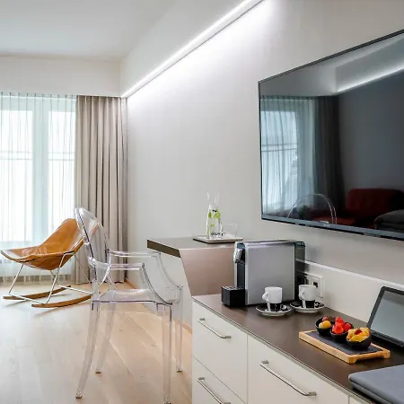 Ξενοδοχείο Boutique Hauser 4*