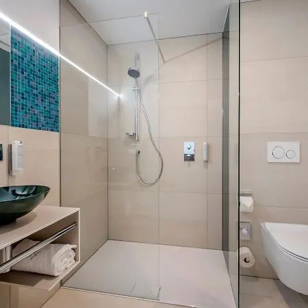 Ξενοδοχείο Boutique Hauser 4*