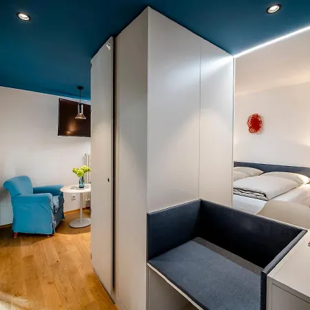 Ξενοδοχείο Boutique Hauser 4*