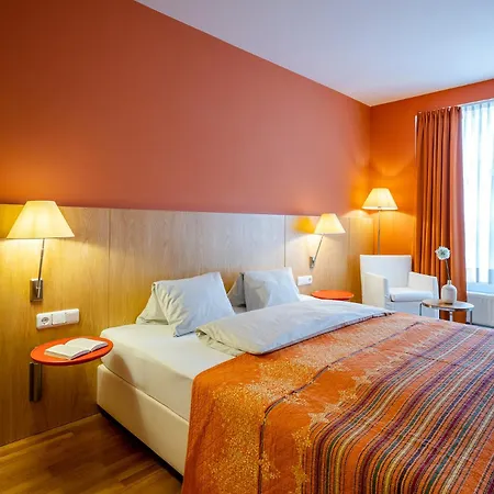 Ξενοδοχείο Boutique Hauser 4*