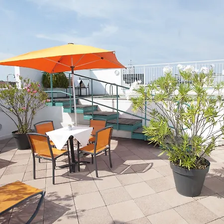 Boutique Hauser Hotell