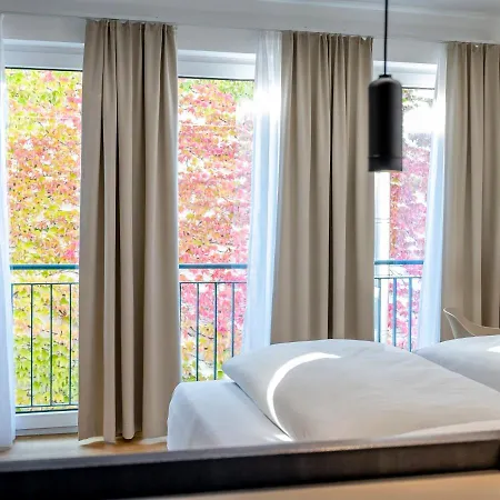 Boutique Hauser Hotell