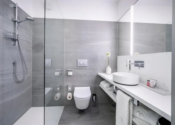 Boutique Hauser Hotel 4*